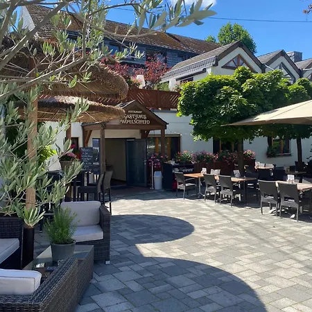 Wollscheid Casa de hóspedes 2*