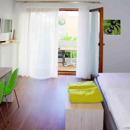 Wollscheid Πανσιόν 2*